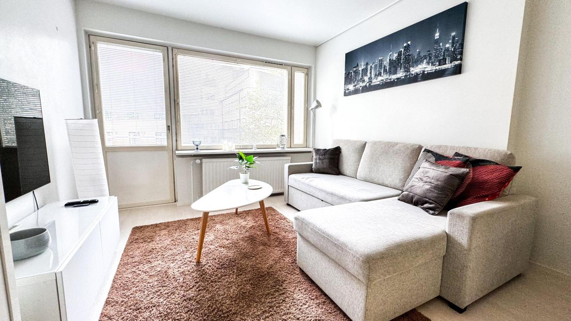 Vibrant 5 Min To Design District Apartment Helsinki